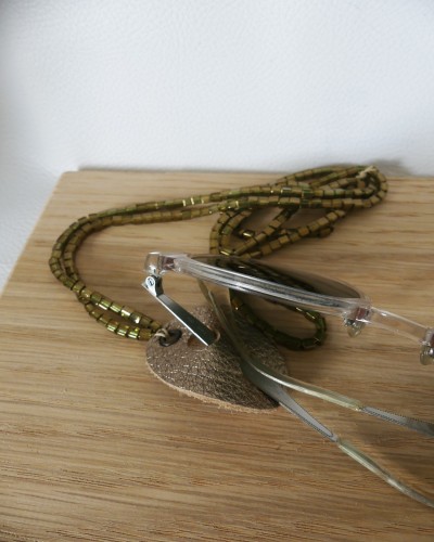 Accroche lunettes en cuir